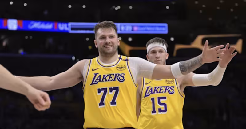 Rumores NBA: El equipo que podría "robarle" Austin Reaves a los Lakers
