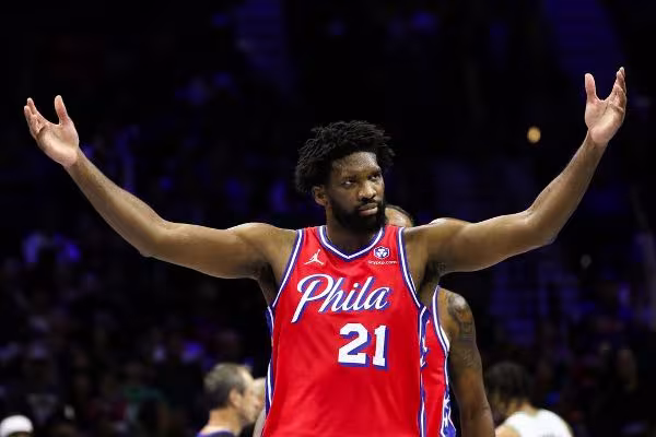 Rumores NBA: ¿Podría terminar Joel Embiid en los Golden State Warriors?