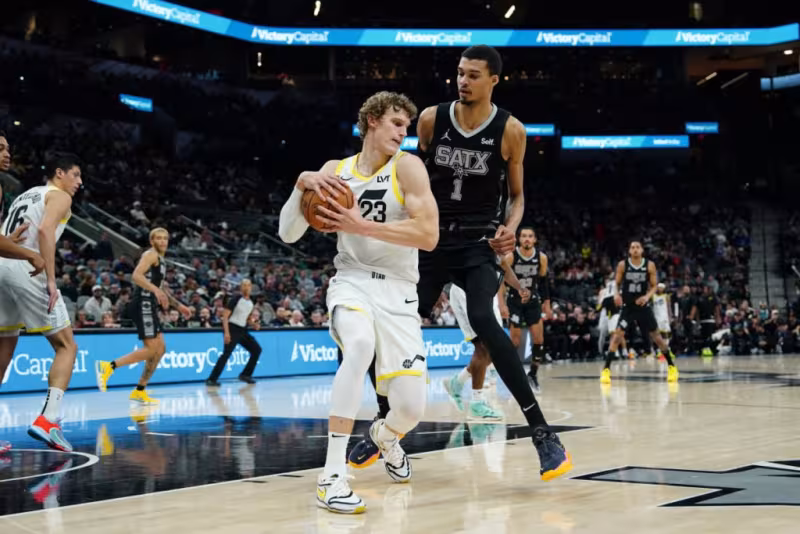 Siguen los rumores alrededor de Lauri Markkanen, que se recupera de una contusión en la muñeca