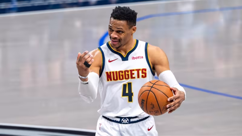 Las estrellas de la Agencia Libre de la NBA que aún no han resuelto su futuro