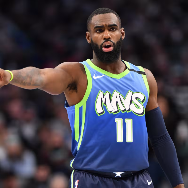 Unos Dallas Mavericks sin Doncic ni Porzingis remontan ante los Utah Jazz