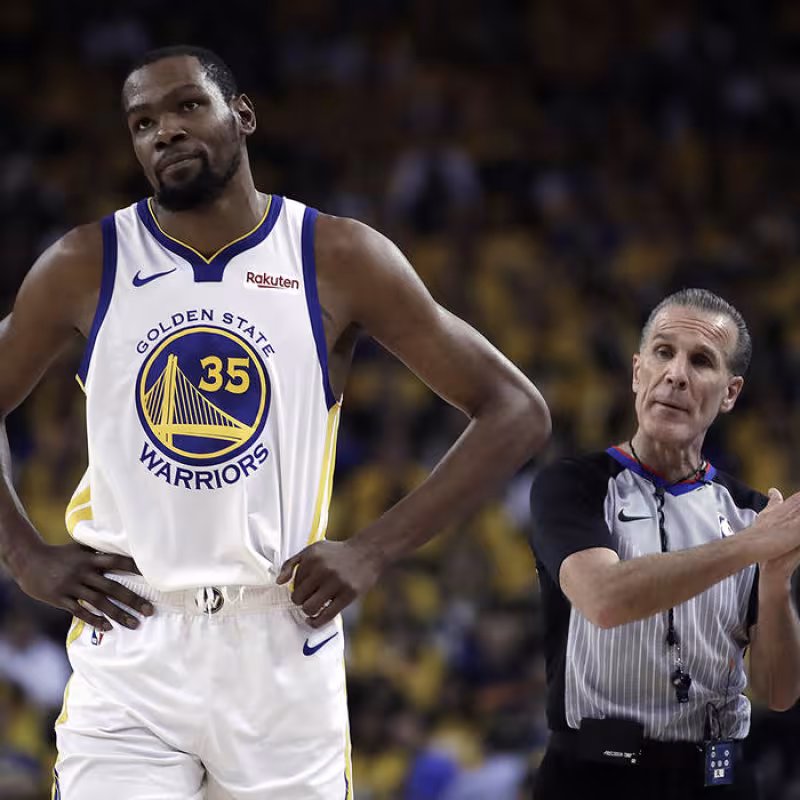 Kevin Durant rechaza la player option con los Warriors y saldrá al mercado