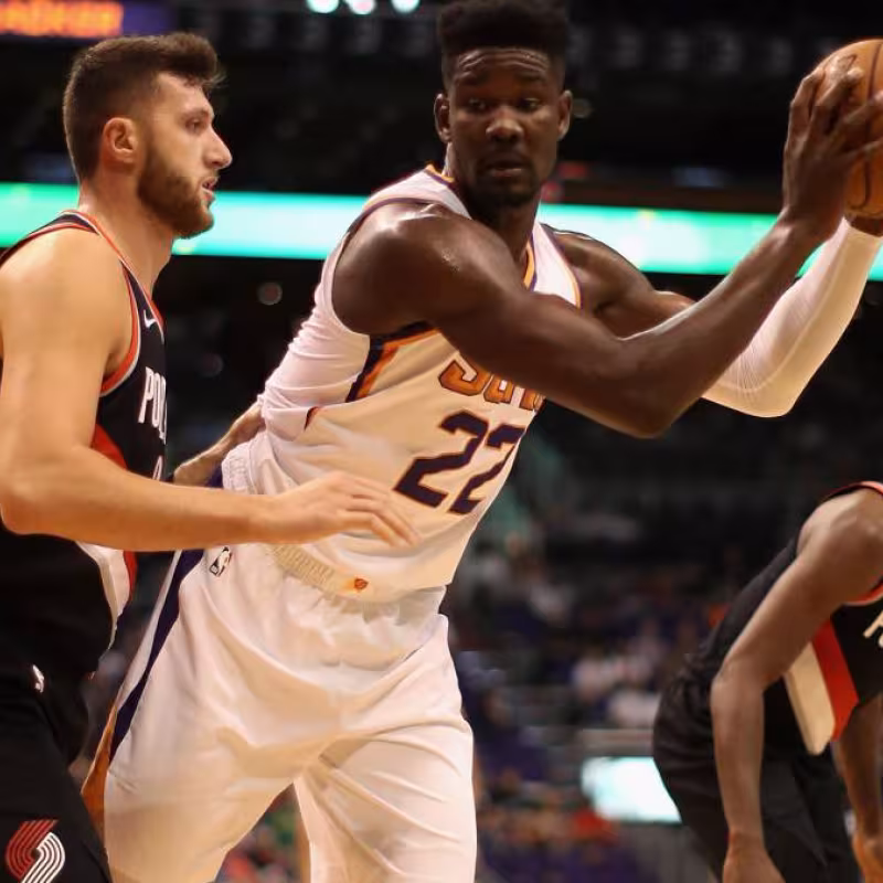 DeAndre Ayton | Foto: AFP