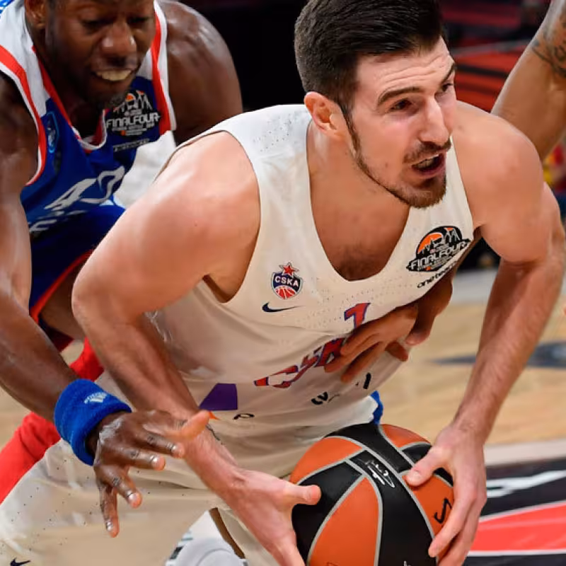 Nando de Colo  | Foto: AP