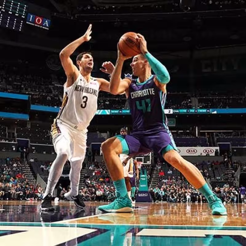 Willy Hernángomez junto a Nikola Mirotic | Foto: nba.com