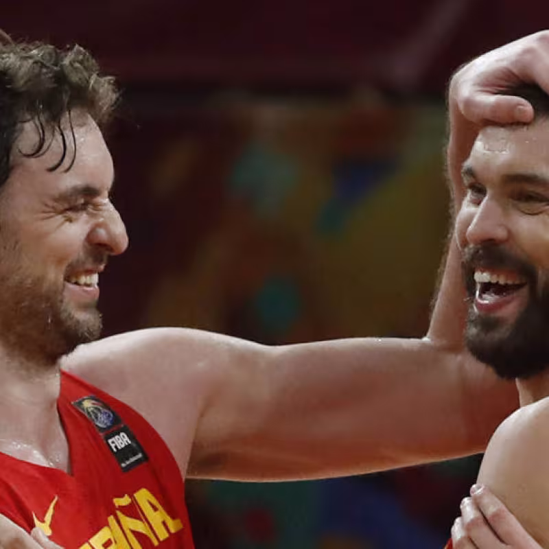 La felicitación de Pau Gasol a su hermano Marc