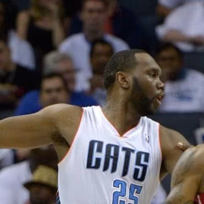 Al Jefferson firma con el Xinjiang chino