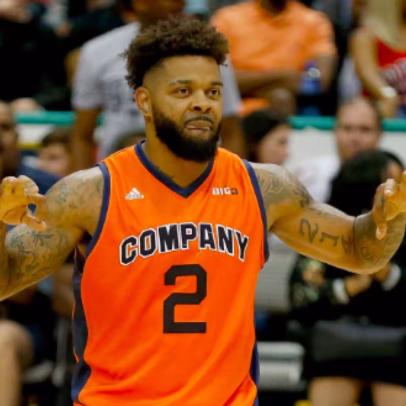 El exjugador de la NBA Andre Emmett es asesinado en Dallas