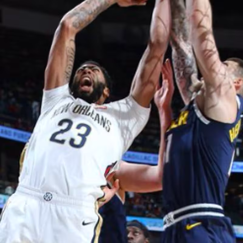 Anthony Davis vuelve a meter 40 puntos para derrotar a los Nuggets de un gran Juancho Hernangómez