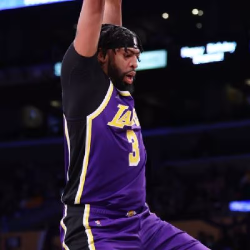 Resumen madrugada NBA: Los Lakers vuelven a ganar y los Nets caen por sexta vez consecutiva