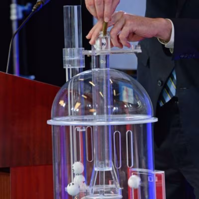 Desvelados los representantes de los 14 equipos del NBA Draft Lottery