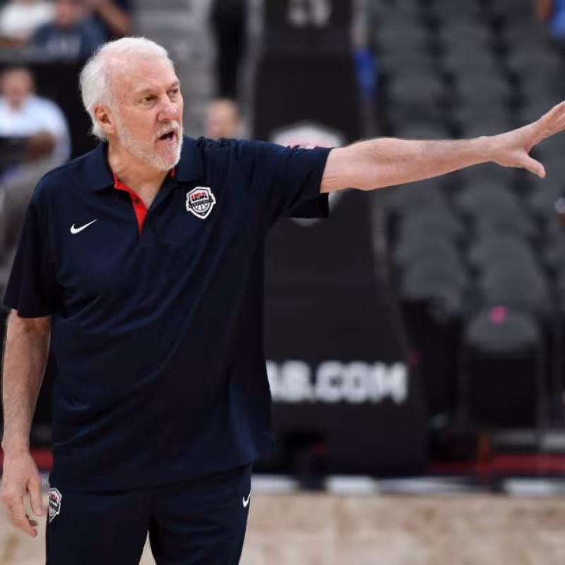 Greg Popovich considera "muy patriótico" lo que hizo Collin Kaepernick