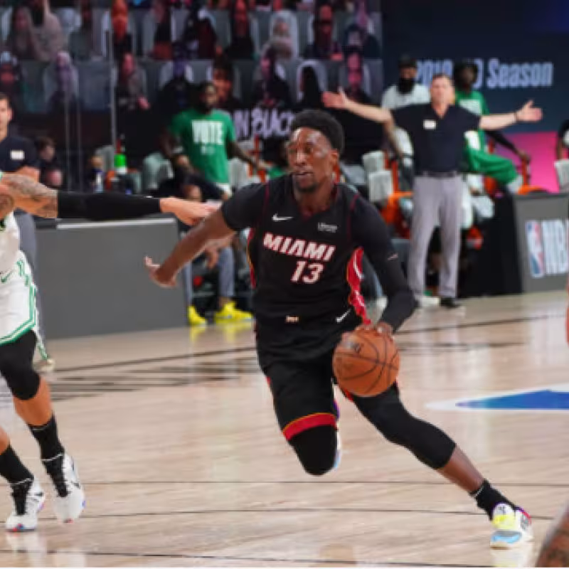 Bam Adebayo, jugador histórico de la NBA. Foto: gettyimages