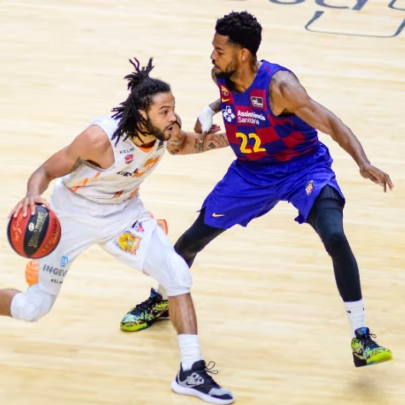 El Barça Lassa tumba al Kirolbet Baskonia (81-75) y se clasifica para las semifinales de la Liga ACB