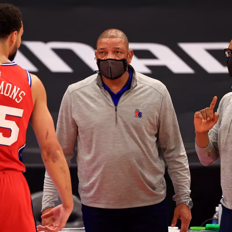 Doc Rivers, sobre Ben Simmons: "Asumo que jugará con nosotros, pero ¿quién sabe?
