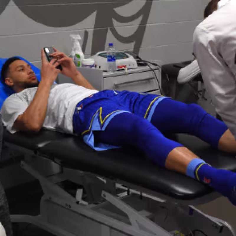 Ben Simmons y su lesión de espalda más grave de lo esperado