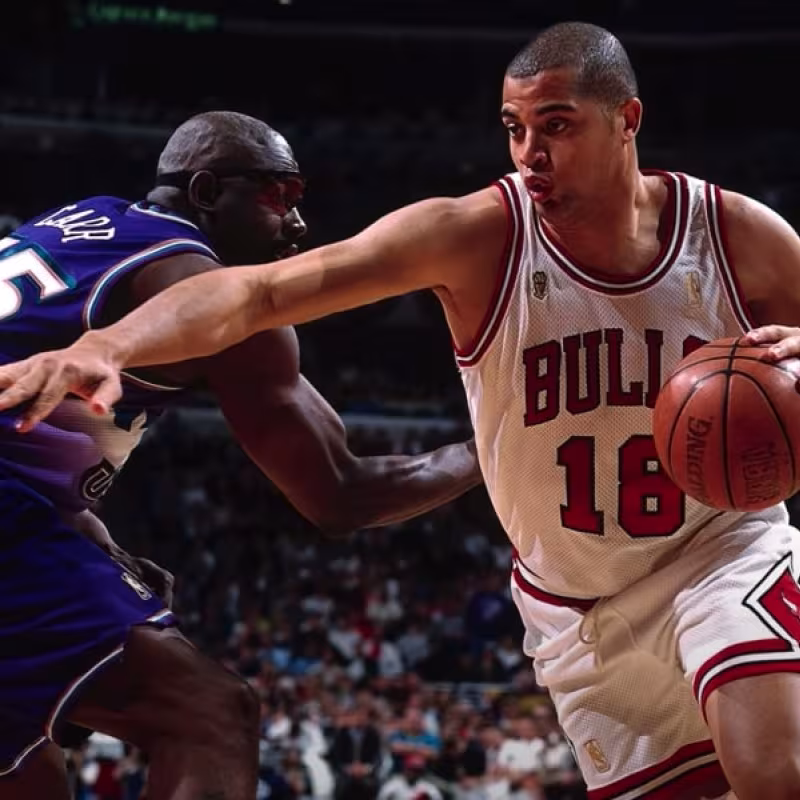 Bison Dele, en las Finales de la NBA de 1997.