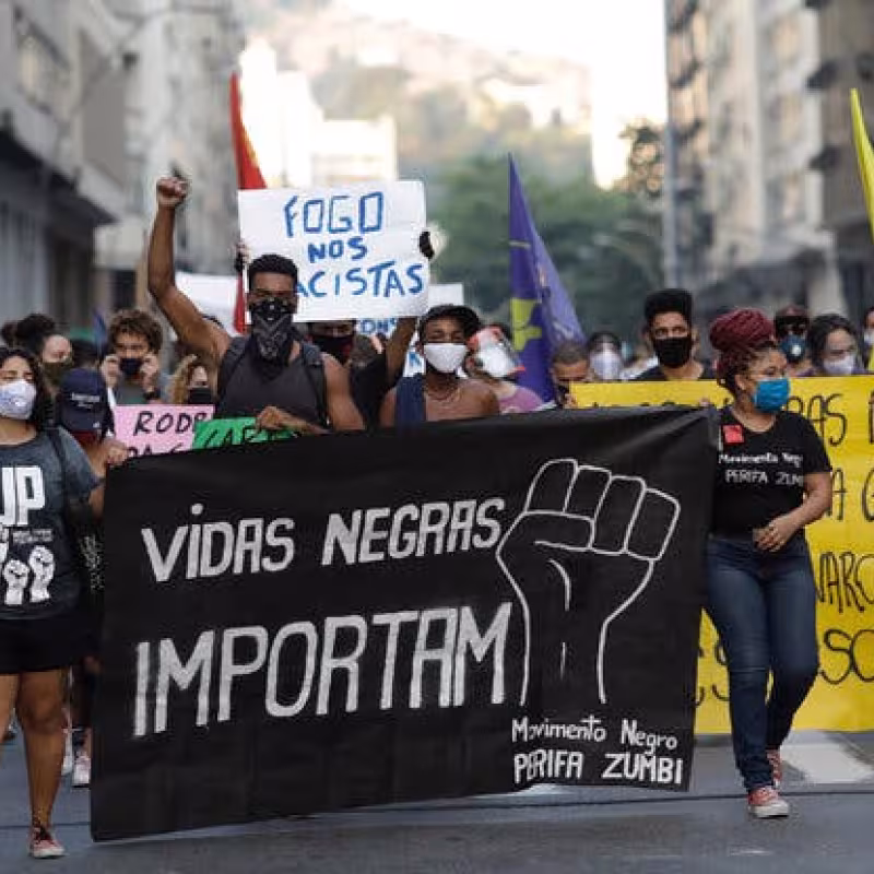 La NBA hace públicos los mensajes antirracistas que los jugadores podrán llevar en sus camisetas 