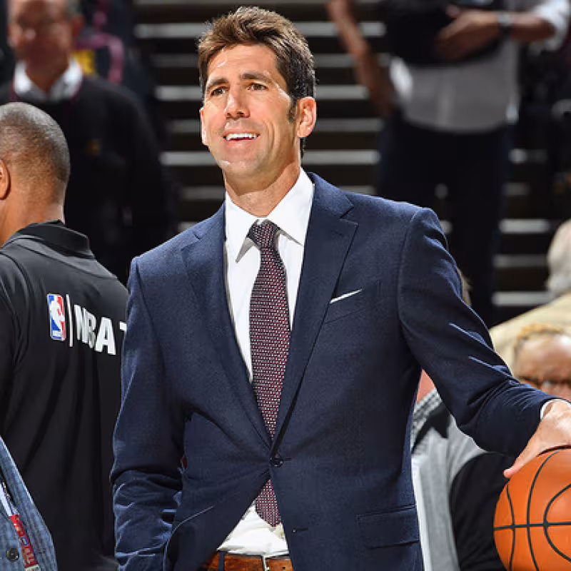 Los Warriors retienen a su núcleo de los despachos