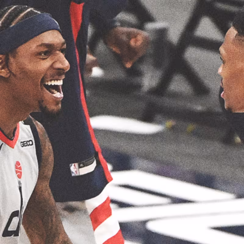 Bradley Beal y Russell Wesbrook, estrellas de Washington Wizards.