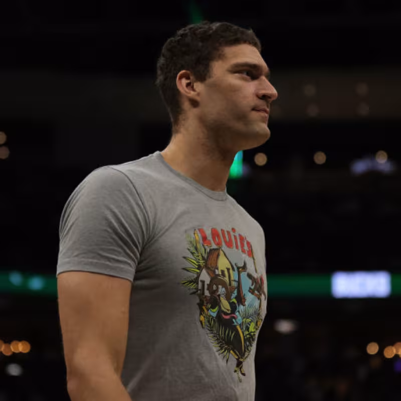 Rumores NBA: Los 3 equipos que podrían buscar el fichaje de Brook López