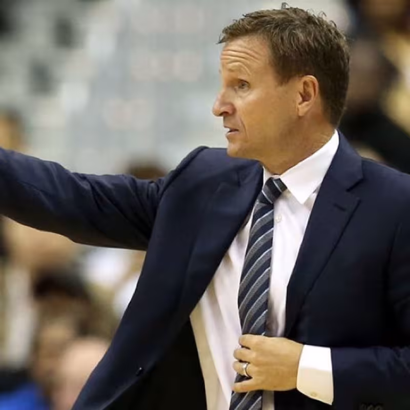 Scott Brooks, entrenador de Washington Wizards