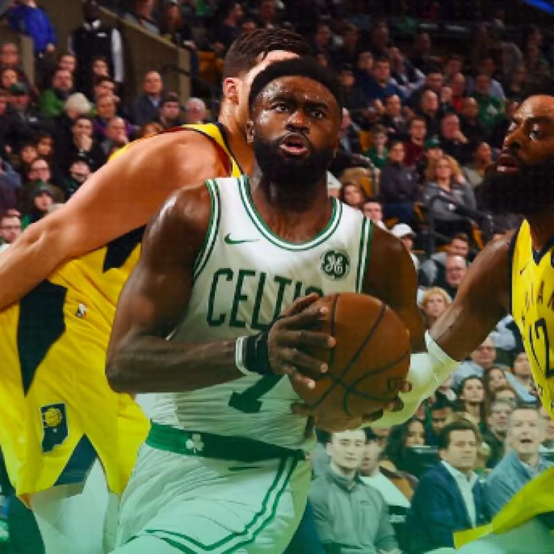 Morris, Tatum y Brown lideran a los Celtics ante los Pacers