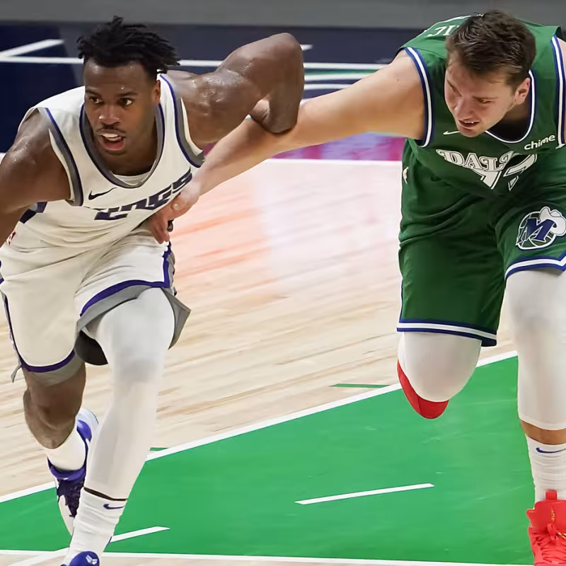 Buddy Hield podría ser el nuevo escudero de Luka Doncic en los Mavericks