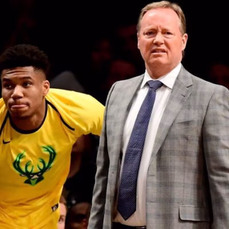 Budenholzer: "Giannis está en una gran forma física y mental"