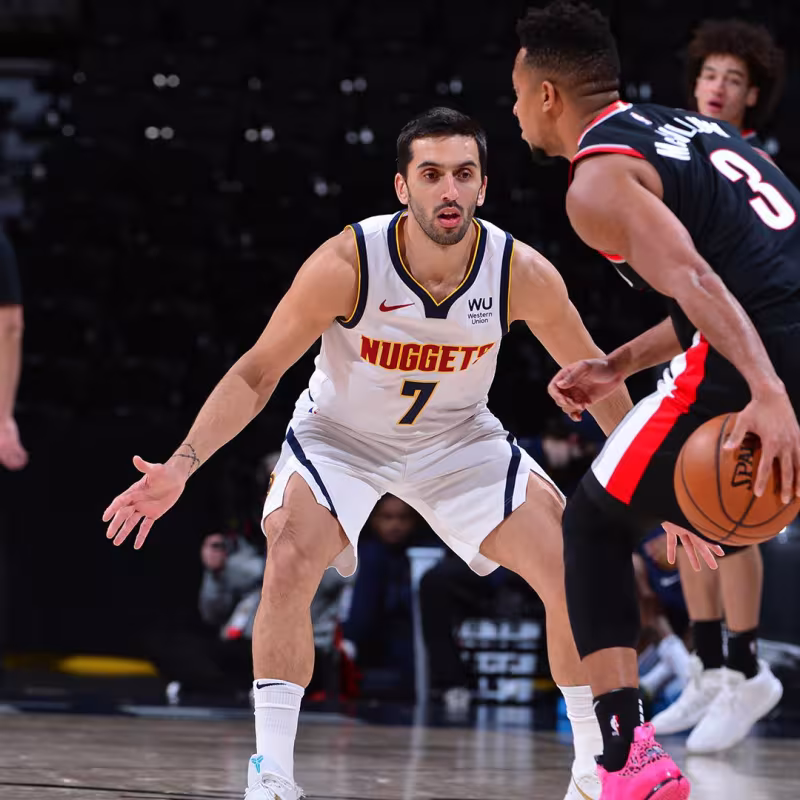 Monté Morris y PJ Dozier toman ventaja en la rotación respecto a Campazzo