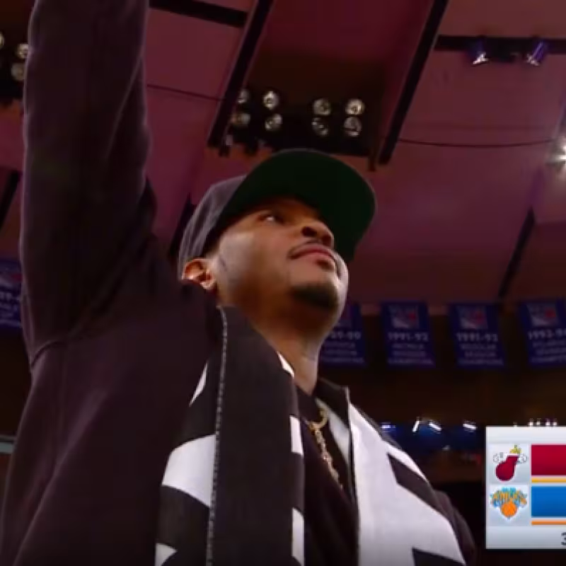 Carmelo Anthony fue ovacionado por el Madison Square Garden.