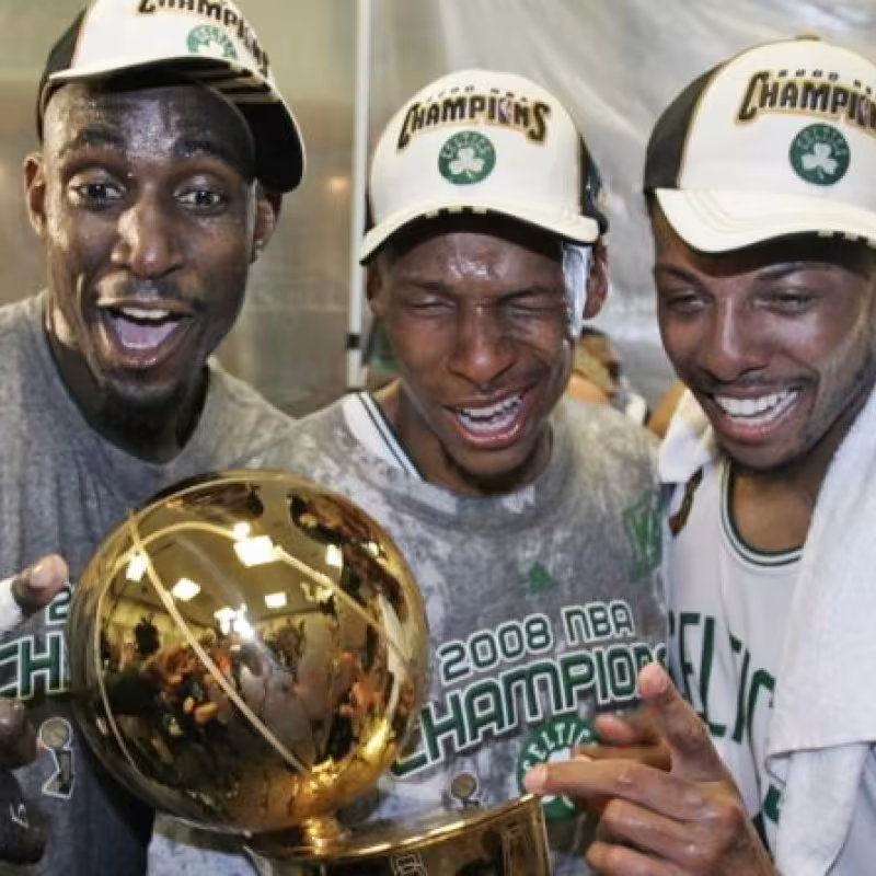 Garnett, Allen y Pierce, celebrando el título de 2008.
