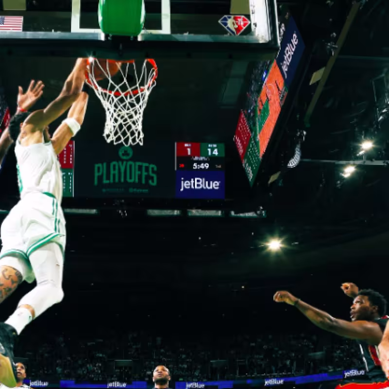 Los Celtics pasaron por encima de los Heat. 