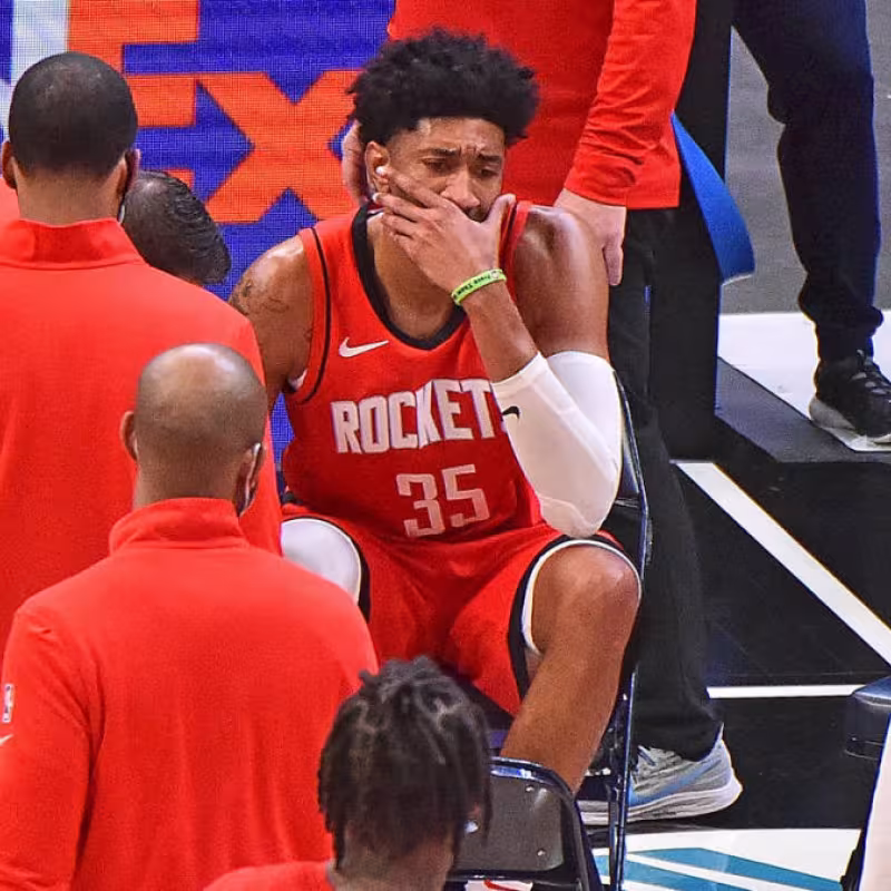 La escalofriante lesión de Christian Wood que preocupa a Houston Rockets
