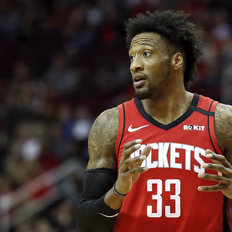 Robert Covington en un partido con los Houston Rockets.