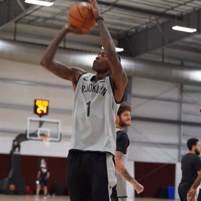 Jamal Crawford 'se rompe' tras seis minutos en pista