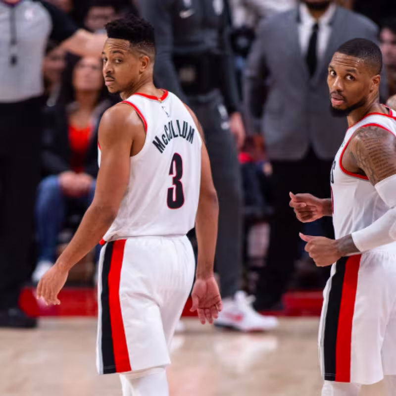 Damian Lillard y CJ McCollum, estrellas de Portland Trail Blazers.