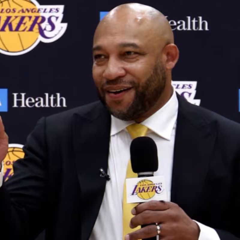 Darvin Ham, entrenador de Los Angeles Lakers. 