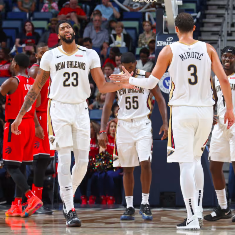 Anthony Davis y Nikola Mirotic lideran el asalto de los Pelicans a Houston