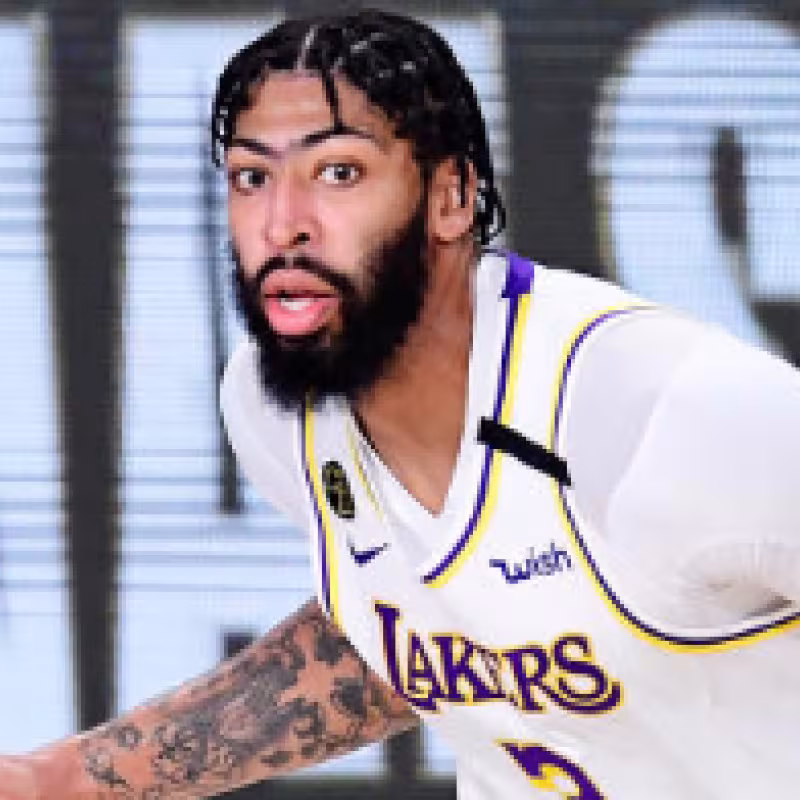 Anthony Davis esperará antes de comprometerse con Los Angeles Lakers