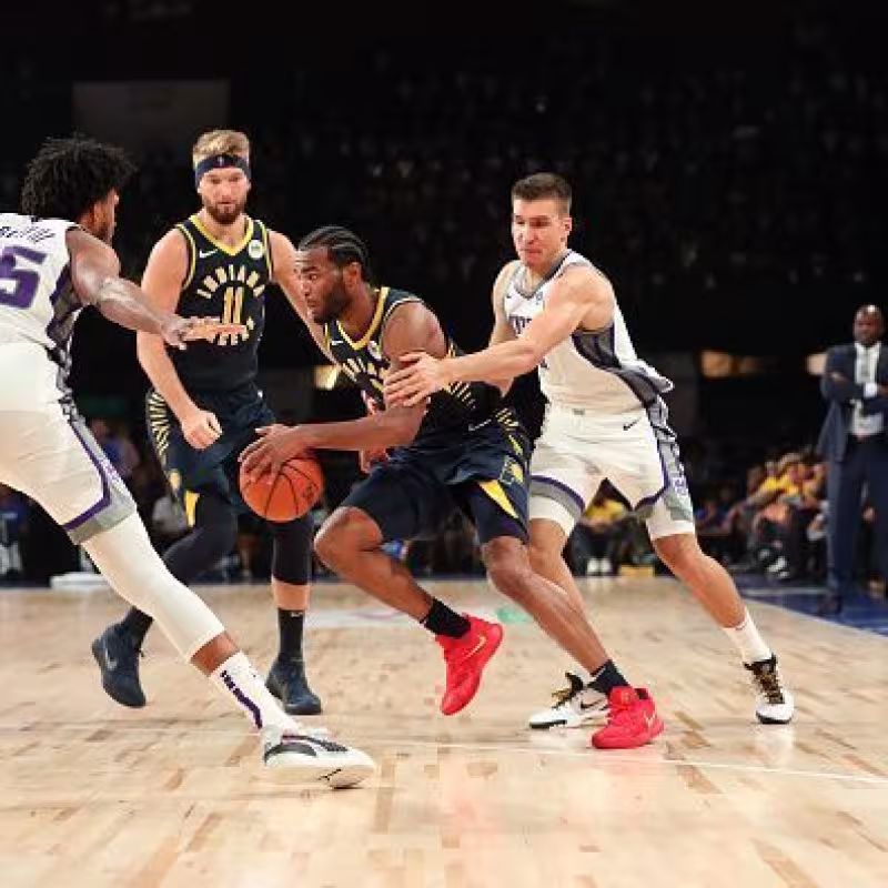 Los Pacers ganan en un partido de infarto y Brooklyn sigue adelante en su pretemporada