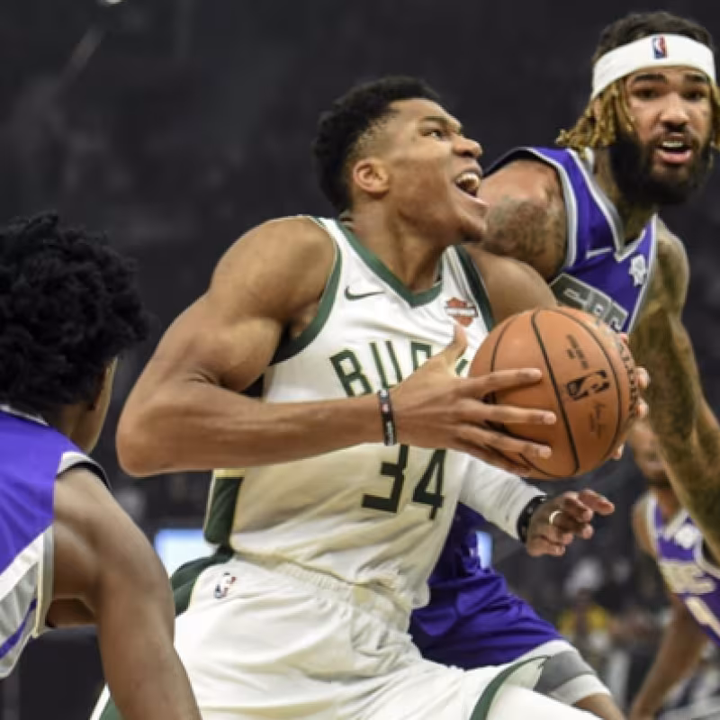 Los Jugadores de la Semana son Giannis Antetokounmpo y De’Aaron Fox