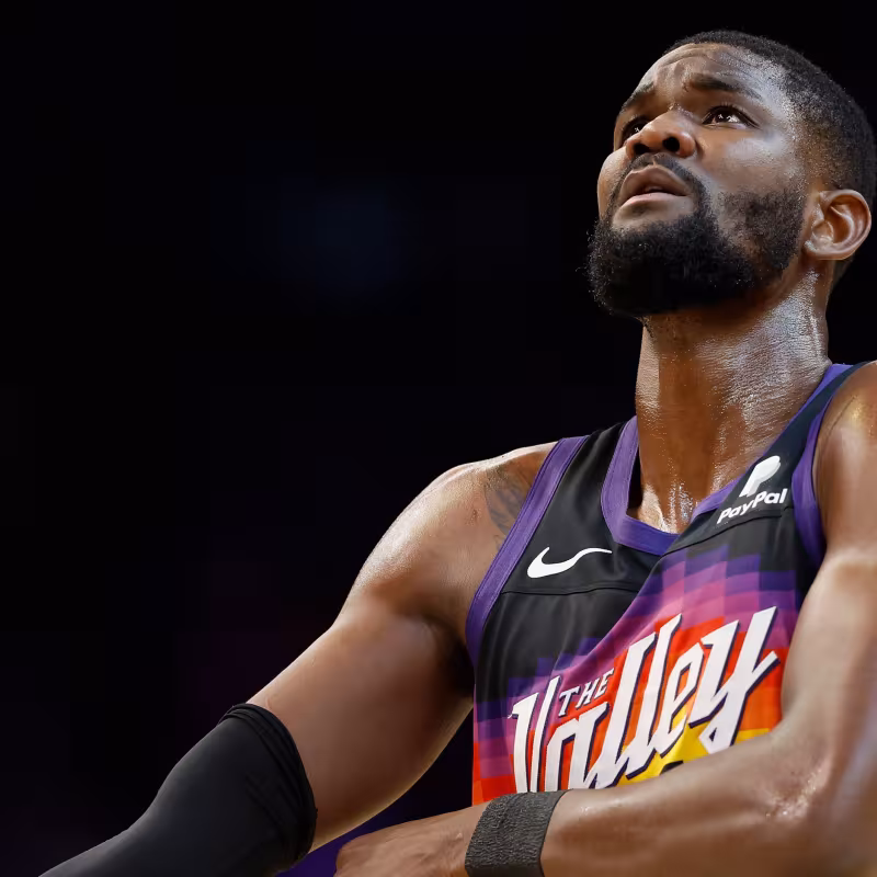 Rumores NBA: El disparo al pie que se están dando los Hawks en la pelea por DeAndre Ayton