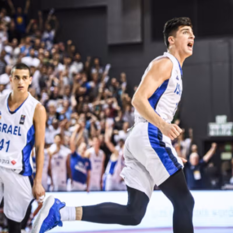 Los dos israelíes que apuntan a la NBA a través del Draft 2020 "Foto: Wix.com"
