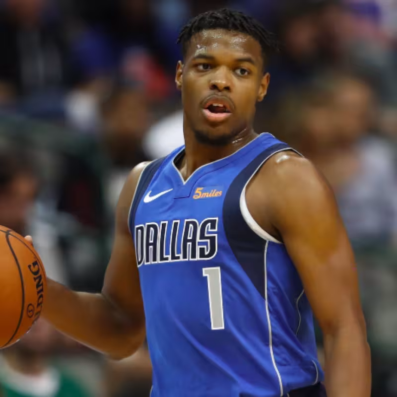 Dennis Smith Jr., jugador de los Mavs.