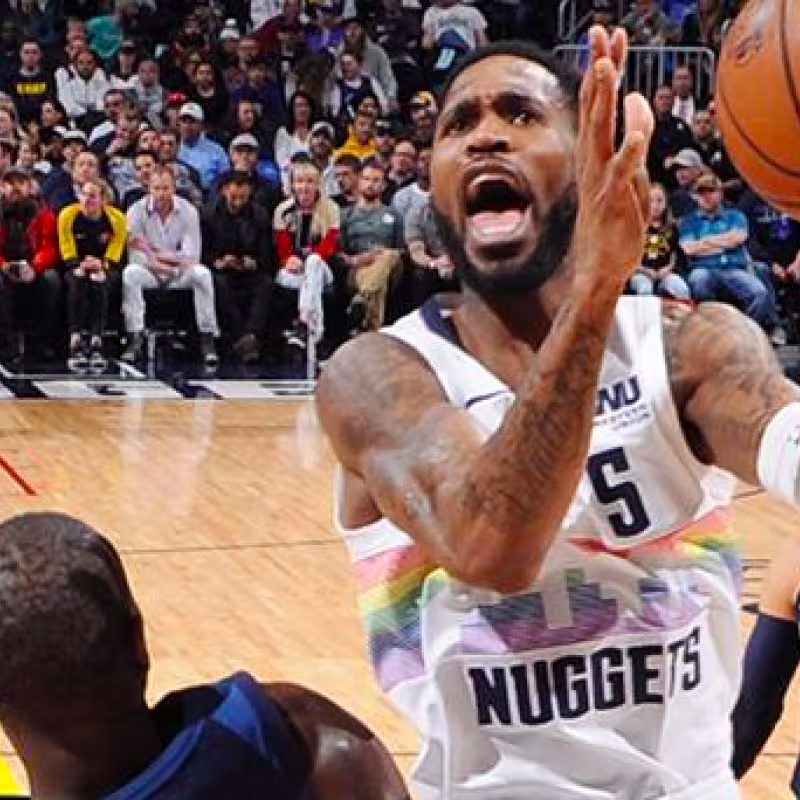 Los Nuggets lograron derrotar a los Timberwolves en el Pepsi Center.