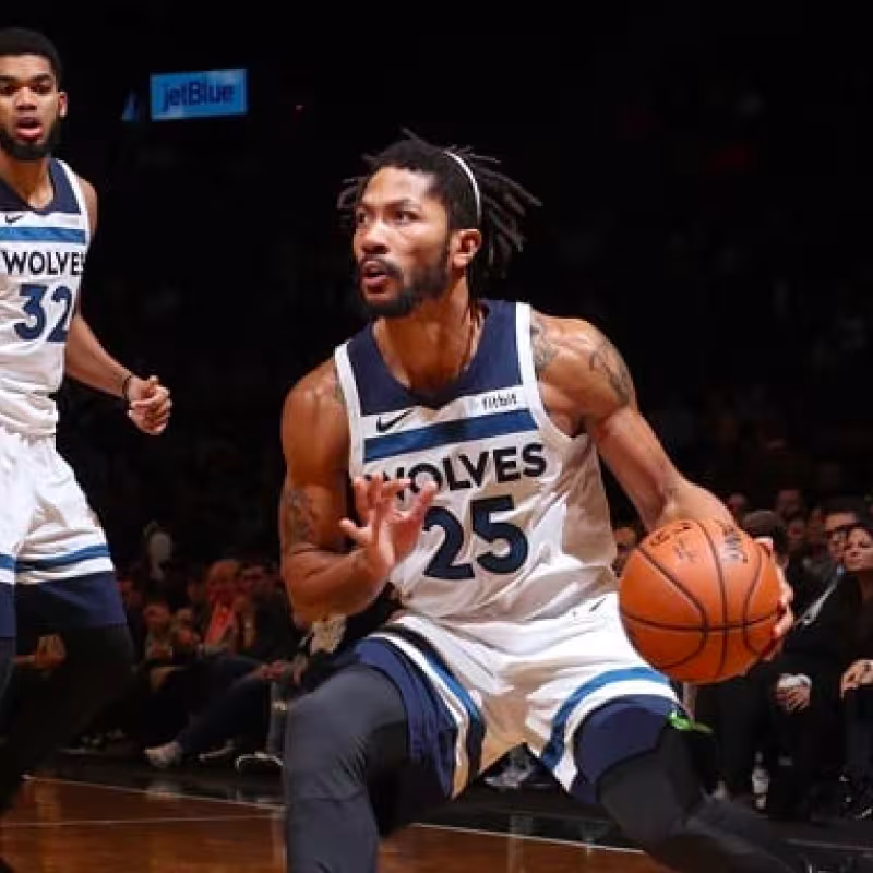 Exhibición de Derrick Rose para liderar el triunfo de los Wolves en Brooklyn