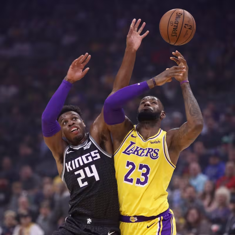 Lebron James, derrota Lakers 50 minutos. Foto: gettyimages