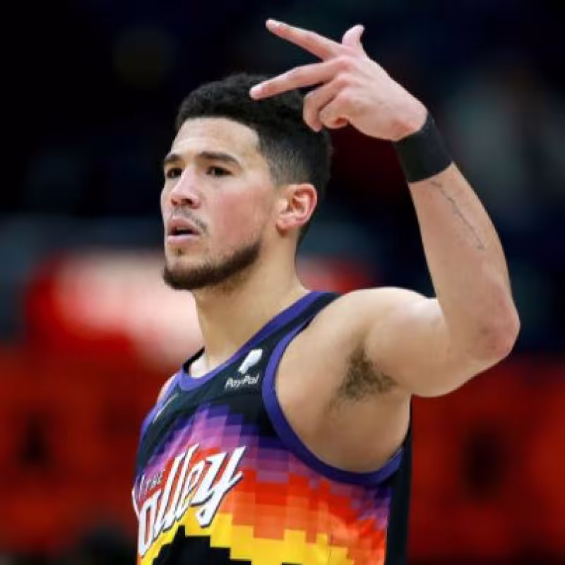 Devin Booker, estrella de Phoenix Suns. 