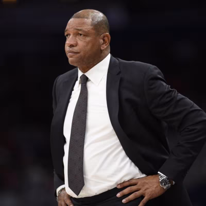 Rivers: "Espero que Lou Williams decida jugar con nosotros"